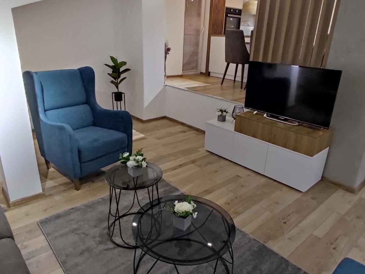 Apartament Sky Luxury Arandelovac Zewnętrze zdjęcie